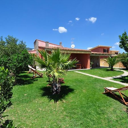 Affittacamere B&B La Villa Dei Graniti 维拉西米乌斯 外观 照片