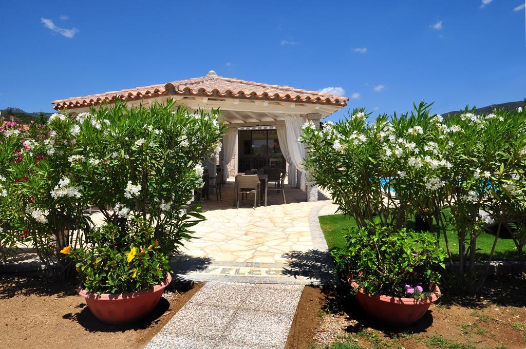 Affittacamere B&B La Villa Dei Graniti 维拉西米乌斯 外观 照片