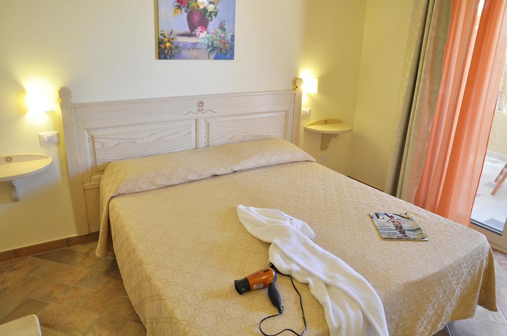 Affittacamere B&B La Villa Dei Graniti 维拉西米乌斯 客房 照片