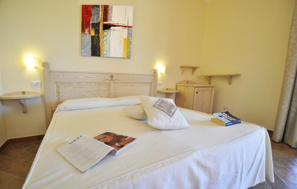 Affittacamere B&B La Villa Dei Graniti 维拉西米乌斯 客房 照片