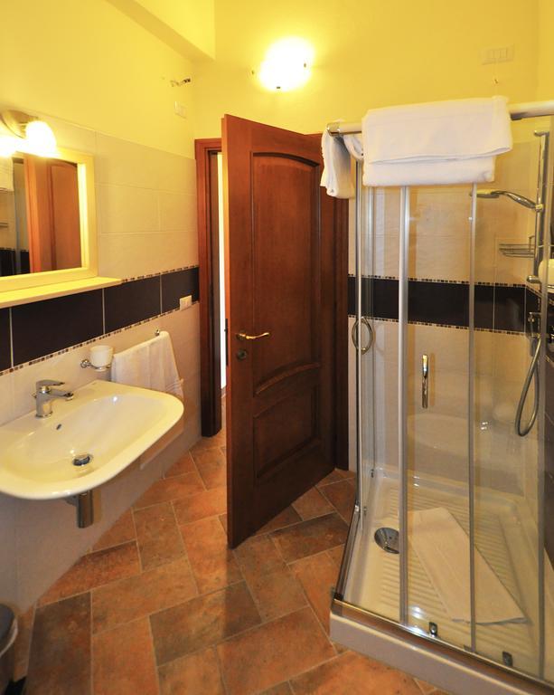 Affittacamere B&B La Villa Dei Graniti 维拉西米乌斯 客房 照片