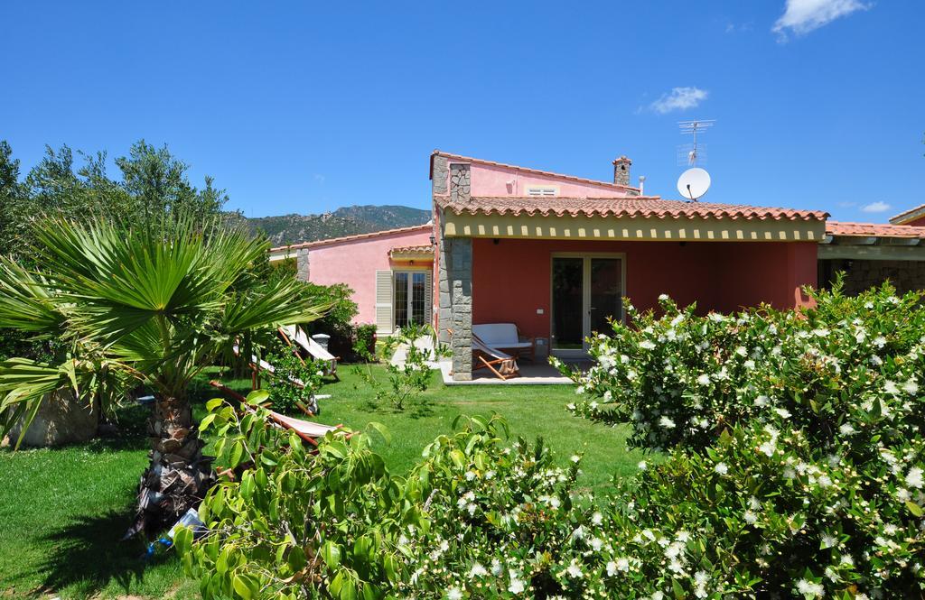 Affittacamere B&B La Villa Dei Graniti 维拉西米乌斯 外观 照片