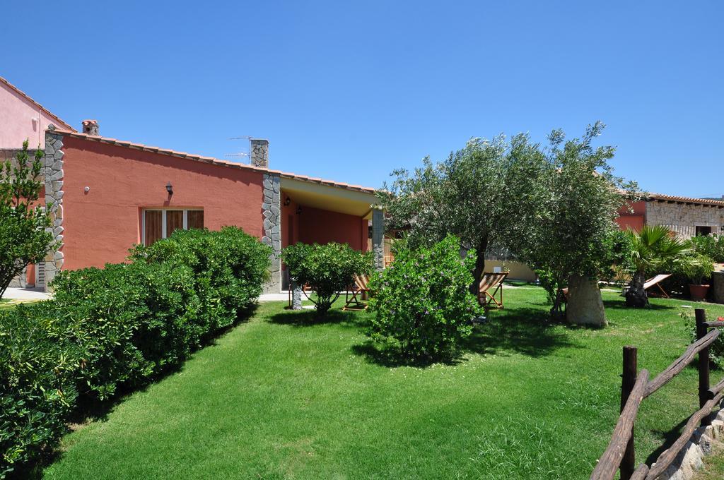 Affittacamere B&B La Villa Dei Graniti 维拉西米乌斯 外观 照片