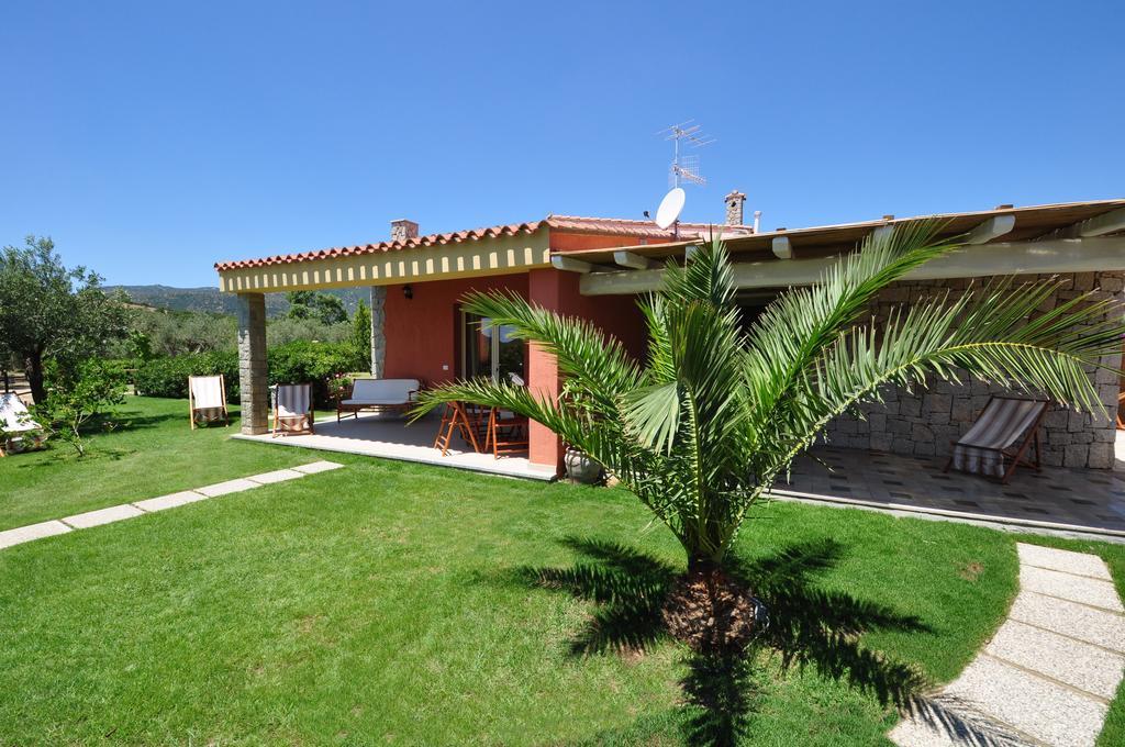 Affittacamere B&B La Villa Dei Graniti 维拉西米乌斯 外观 照片