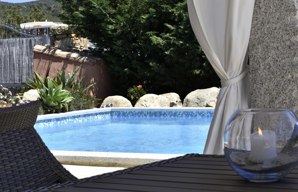 Affittacamere B&B La Villa Dei Graniti 维拉西米乌斯 外观 照片