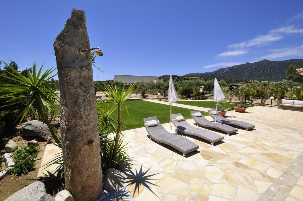 Affittacamere B&B La Villa Dei Graniti 维拉西米乌斯 外观 照片